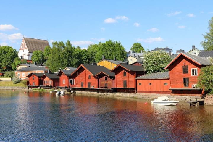 Si cuando piensas en una granja visualizas un edificio rojo de esquinas blancas, la culpa es de los suecos