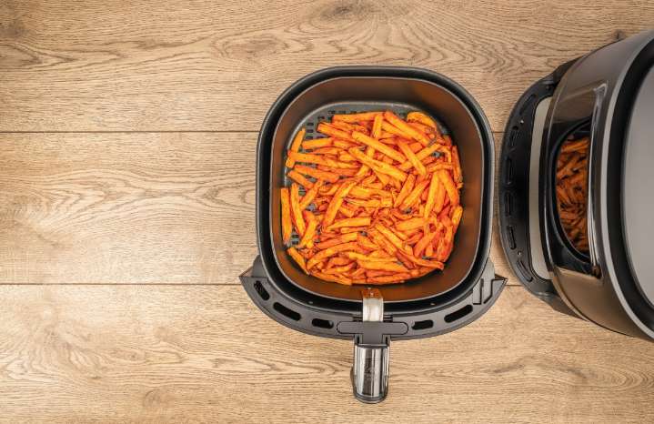Receta fácil: batatas crujientes en freidora de aire sin excesos de grasa