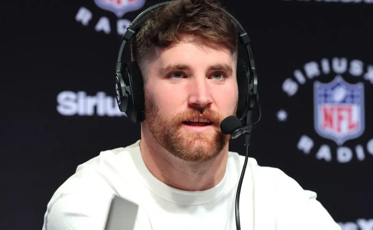 Is Dalton Schultz playing today for Texans vs Broncos in Week 9 of 2025 NFL season?