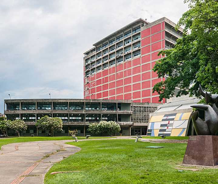 UCV exige al gobierno inmediata y prioritaria atención a crisis salarial