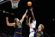 Deadspin | Flory Bidunga, Kansas stave off Notre Dame at Players Era