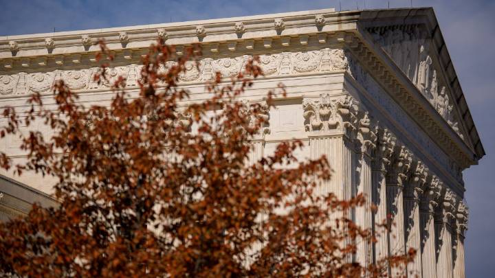 Supreme Court allows Trump admin to temporarily withhold some SNAP payments for November