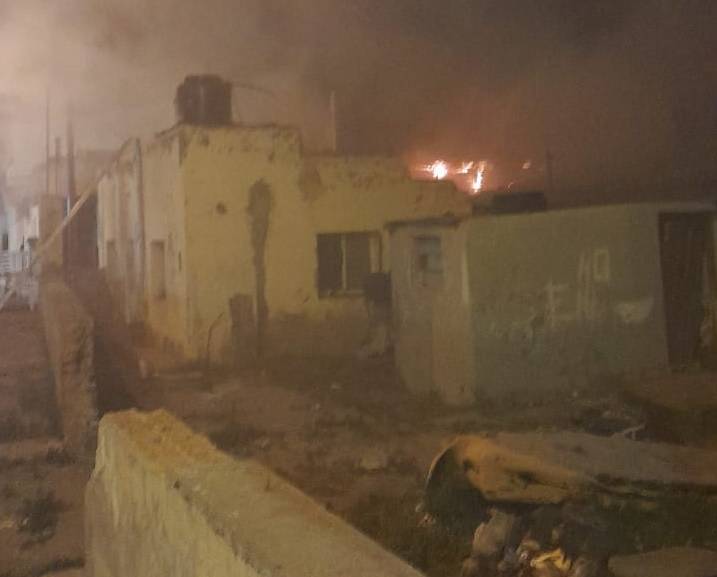 Incendio en plena madrugada alarmó a vecinos de Río Gallegos