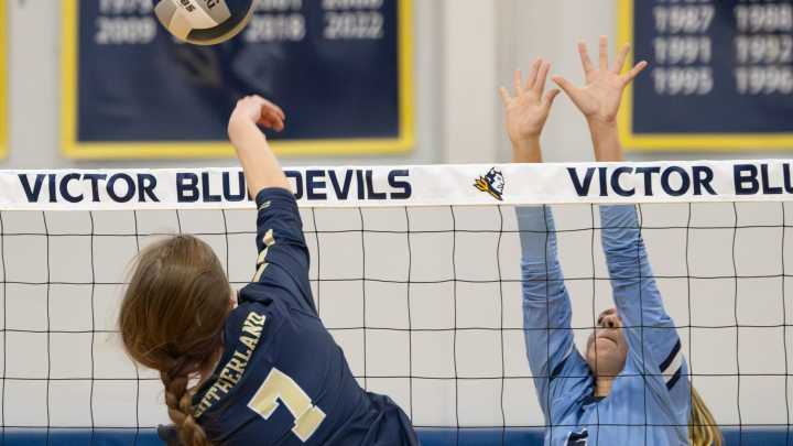 Pittsford Sutherland sweeps Eastridge for third straight volleyball title