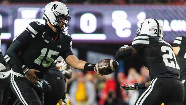 Nebraska falls to USC, extending its losing streak against ranked opponents