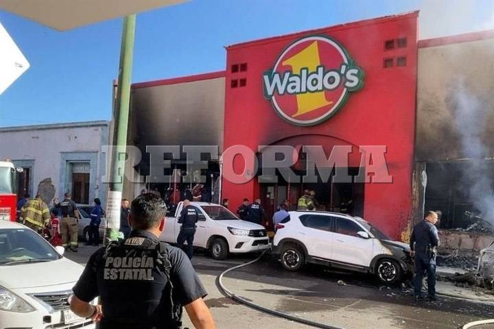 Indagan a responsables de que tienda operara sin permiso