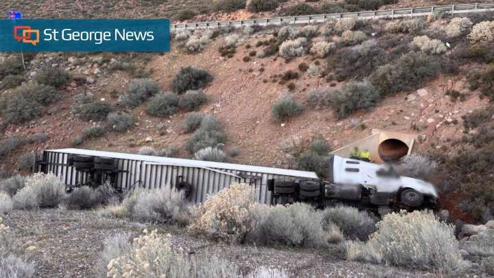 Semitrailer rollover near Anderson Junction closes northbound lane on I