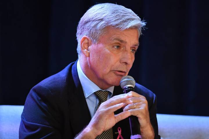 Mayne-Nicholls por escoltas en las elecciones: "Quien necesita seguridad es la ciudadanía, no los candidatos"