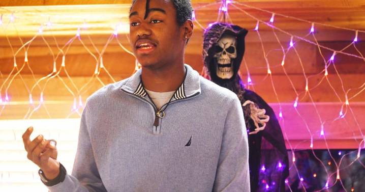 Fairmont State's new debate teams tackle cryptids in first public event