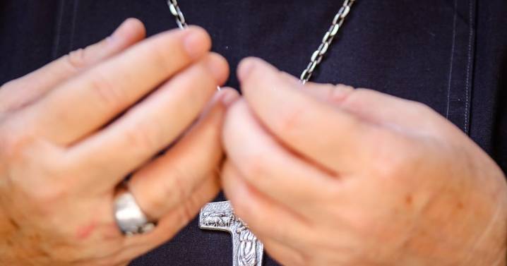 Fiscalía del Tamarugal logra prisión preventiva para sacerdote acusado de abuso sexual en La Tirana