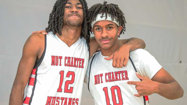 Delaware high school basketball players share bus trip stories