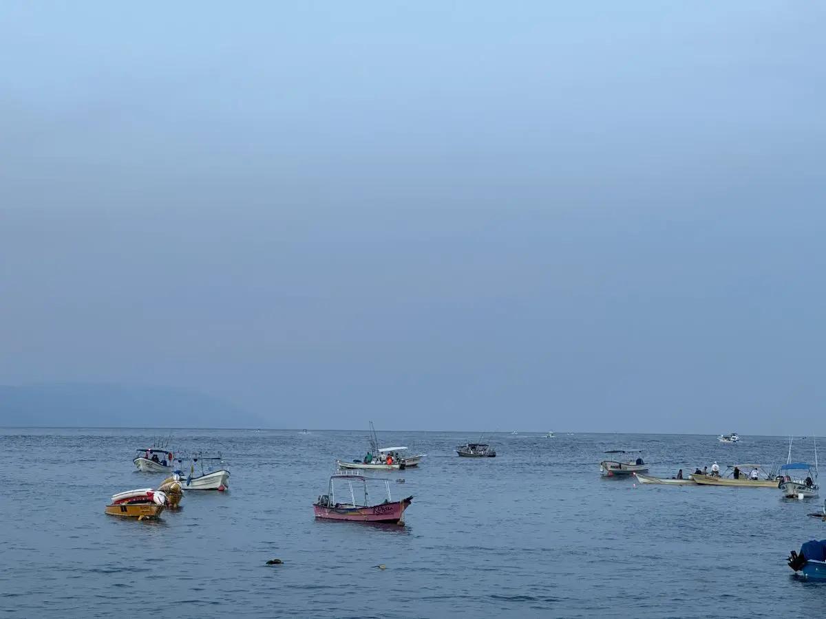 Arranca la edición 18 del Torneo de Pesca en Playa Los Muertos con más de 100 embarcaciones