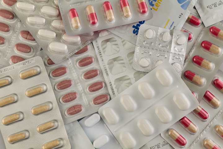 FDA flags cholesterol drug for possible effectiveness issues