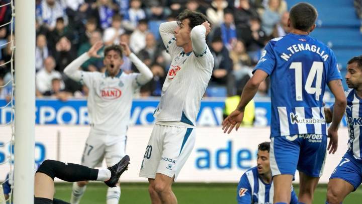 El Alavés fastidia la fiesta de un Espanyol que despertó tarde