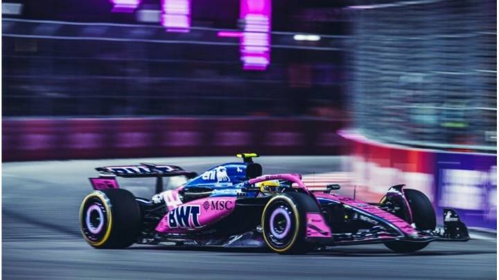 Franco Colapinto ascendió al puesto 15 tras la exclusión de McLaren