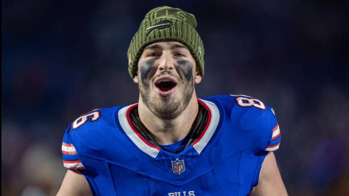 Bills TE Dalton Kincaid suffers hamstring injury, is out for rest of game vs. Dolphins