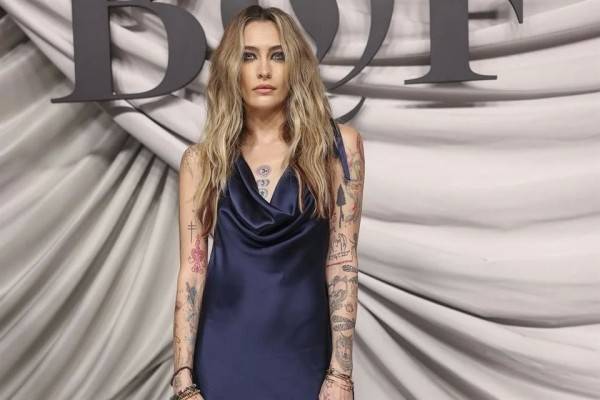 Demanda Paris Jackson abuso en la herencia de Michael