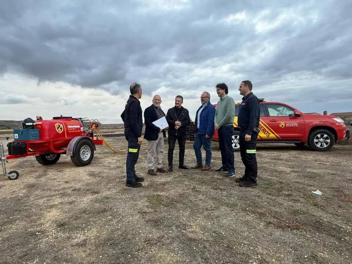 Valencia se interesa por los equipos contraincendios con tecnología Ecofire impulsados por la Diputación de Huesca