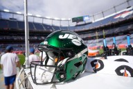 Former Jets QB trades Thursday for Monday Night Football in new role