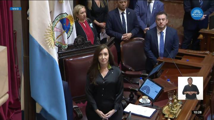 Primer cruce en el Senado: tras la jura, Bullrich le reclamó a Villarruel "que sea parejo para todos"