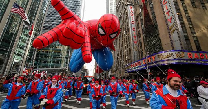 Macy’s Thanksgiving Day Parade brings Pac-Man and Labubu to Manhattan