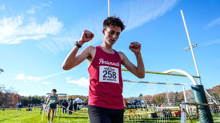 Sean Gray wins individual title at New England Cross Country meet