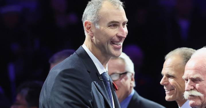 Zdeno Chara, Joe Thornton and Jack Parker among 8 inducted into Hockey Hall of Fame