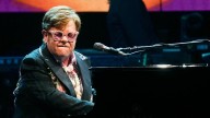 Elton John reveló el duro momento que atraviesa en su vida: “perdí el ojo derecho y el izquierdo no está muy bien”