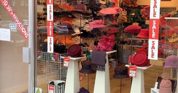 Glasgow's oldest hat shop to close after 61 years as family make 'difficult' decision