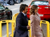 España: el novio de la presidenta madrileña  acusó al fiscal general del Estado de haberlo "matado públicamente"