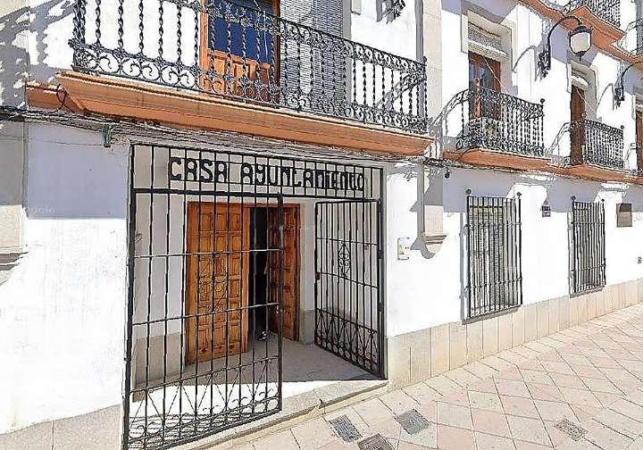 Piden cárcel a una concejal de Igualdad de Granada por pegar presuntamente a una mujer para tapar una agresión sexual