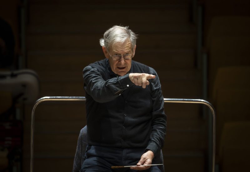 Sir John Eliot Gardiner debuta con la Orquestra de la Comunitat Valenciana en Les Arts