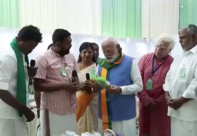 PM Modi arrives in Coimbatore, holds roadshow