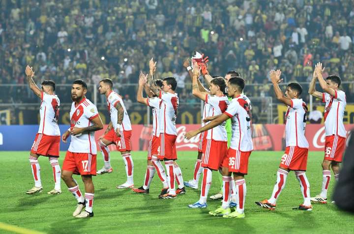 «Pidió perdón»: qué pasó en el vestuario de River tras la eliminación con Racing