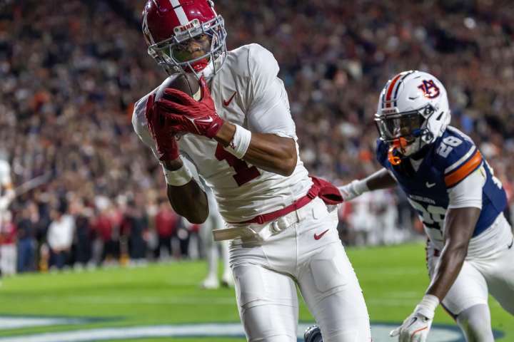 No. 10 Alabama escapes Auburn with a 27-20 victory thanks to Simpson