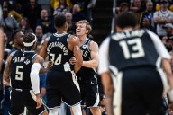 Deadspin | NBA roundup: Giannis Antetokounmpo boosts Bucks at buzzer