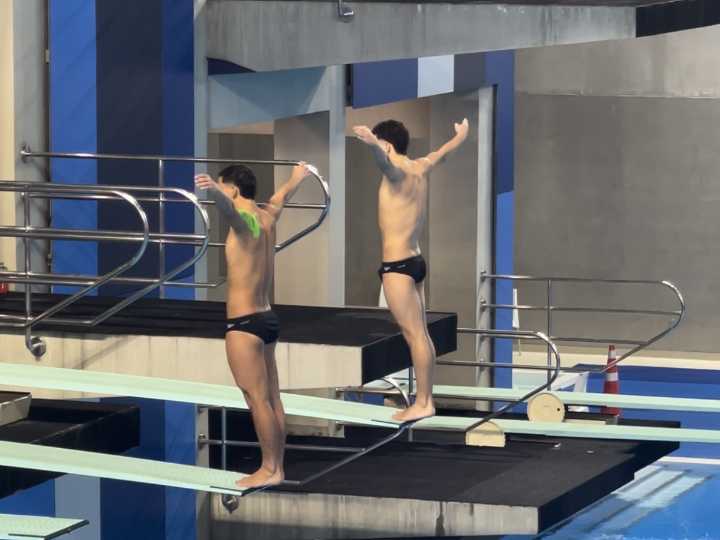 Clavados debutó con oro y plata en trampolín