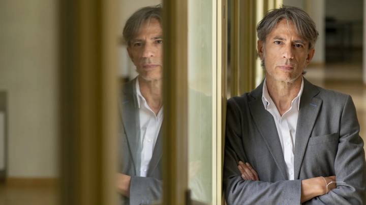 Juan Tallón publica 'Mil cosas': "Nunca fui tan poco dueño de mi tiempo como cuando ejercí el periodismo: estaba desesperado"