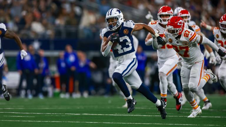 Cowboys vencen 31-28 a Chiefs en un Acción de Gracias de alto voltaje
