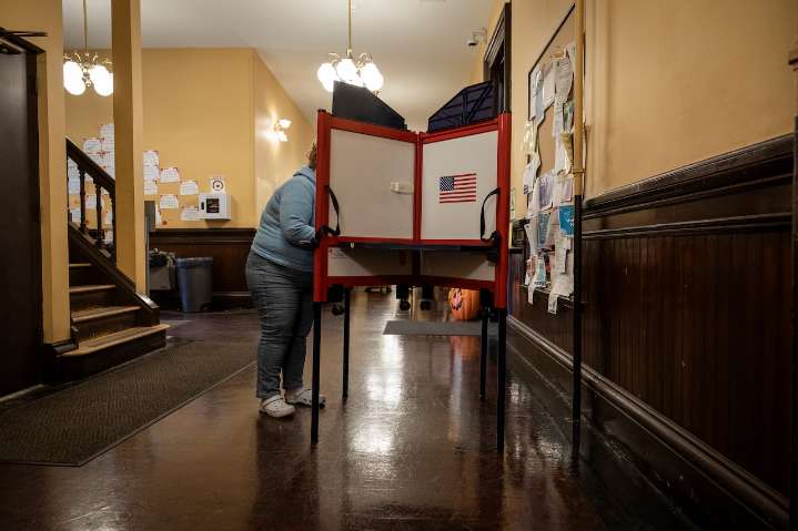 Holyoke elects City Council, unseating two long