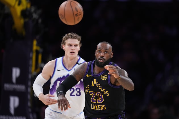 Jazz fall to Lakers on night of LeBron James’ season debut