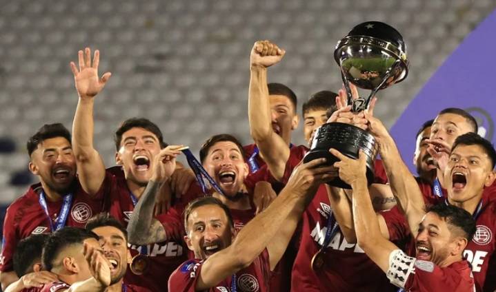 Lanús derrota a Atlético Mineiro en penaltis y conquista su segunda Sudamericana