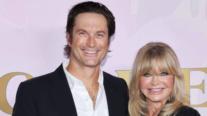 Oliver Hudson Shares Family Celebrations for Mom Goldie Hawn's 80th Birthday