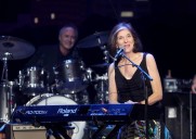 Longtime Singer-Songwriter Diagnosed With ALS, Cancels Concerts