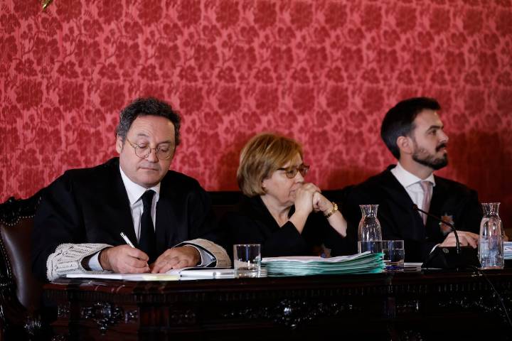 El futuro de García Ortiz como fiscal: ¿Expulsión de la carrera o dos años de suspensión?