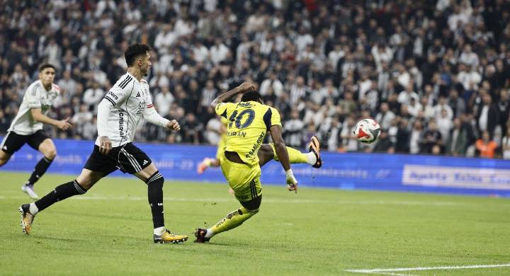 Besiktas - Fenerbahce: Jhon Jader Durán marcó un golazo en el último suspiro del clásico de Turquía