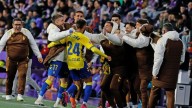 Las Palmas asalta el José Zorrilla y duerme como líder de Segunda División