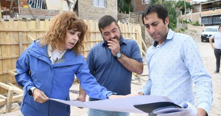 Después de 25 años, el barrio Auka Mawida de Neuquén tendrá cloacas en diciembre