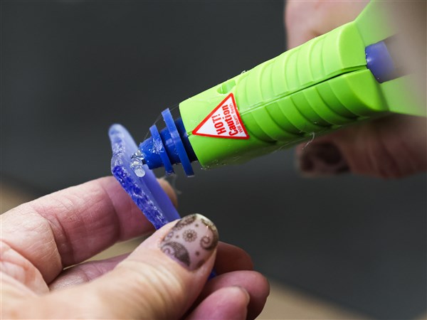 Photo Gallery: Sea glass Christmas tree crafting class