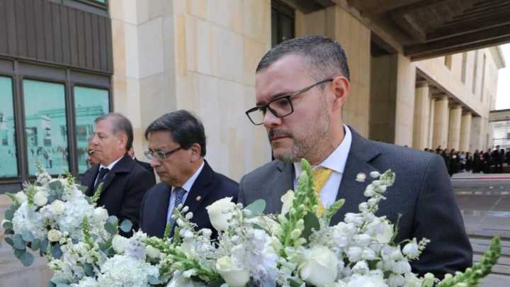 Las reacciones a la propuesta de reabrir la investigación contra el M-19 para lograr la verdad sobre la toma del Palacio de Justicia